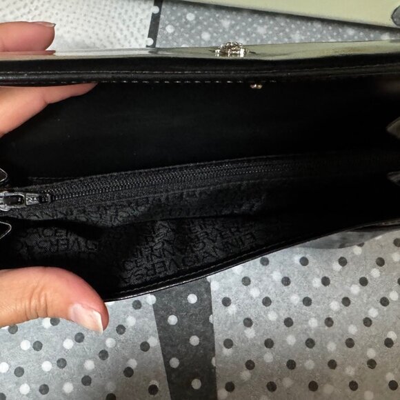 Wallet by Versace. Pre-Loved. - Picture 5 of 16